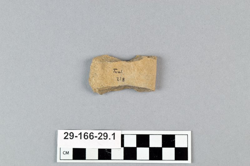 495742