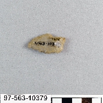 496829