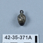 506833
