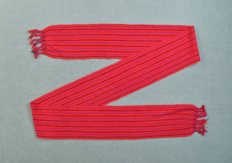 524052