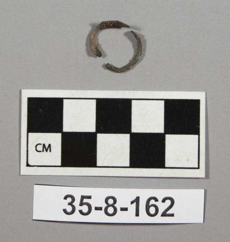 525963