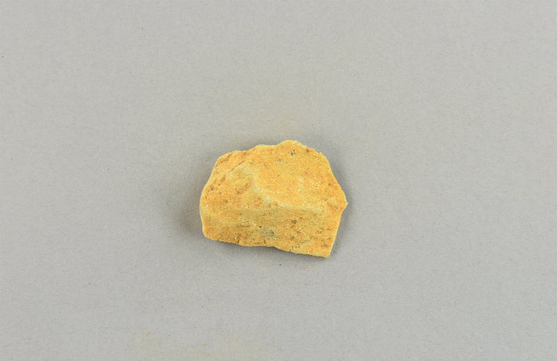 537400