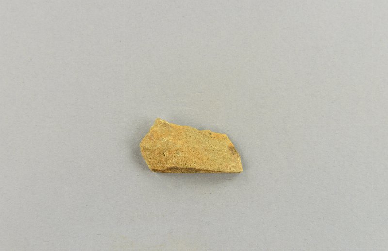537425