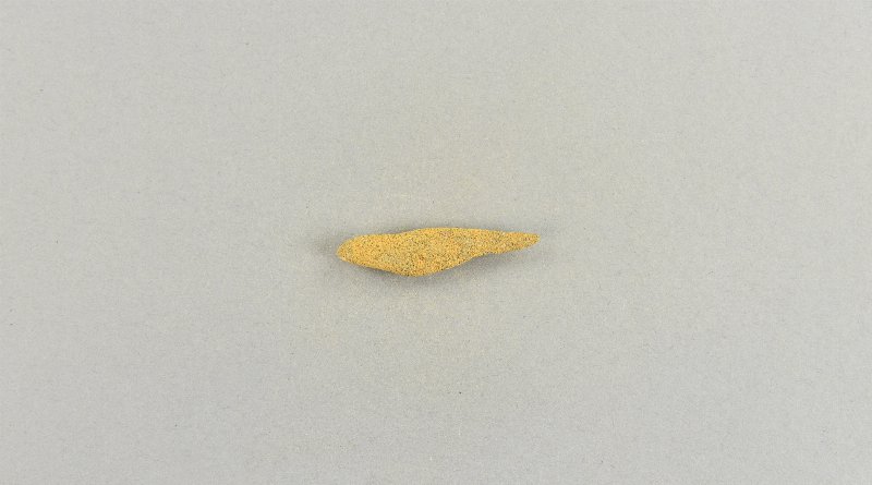 537560