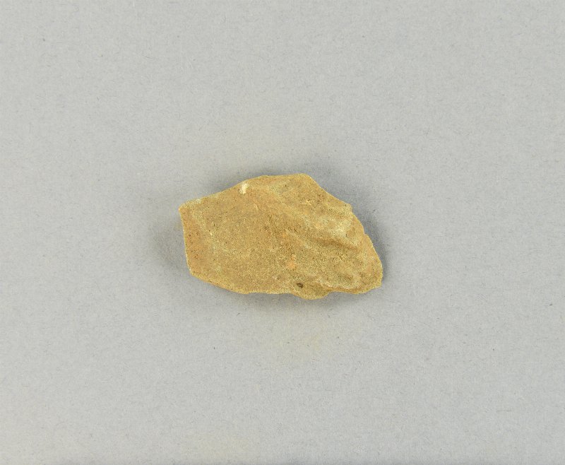 538457