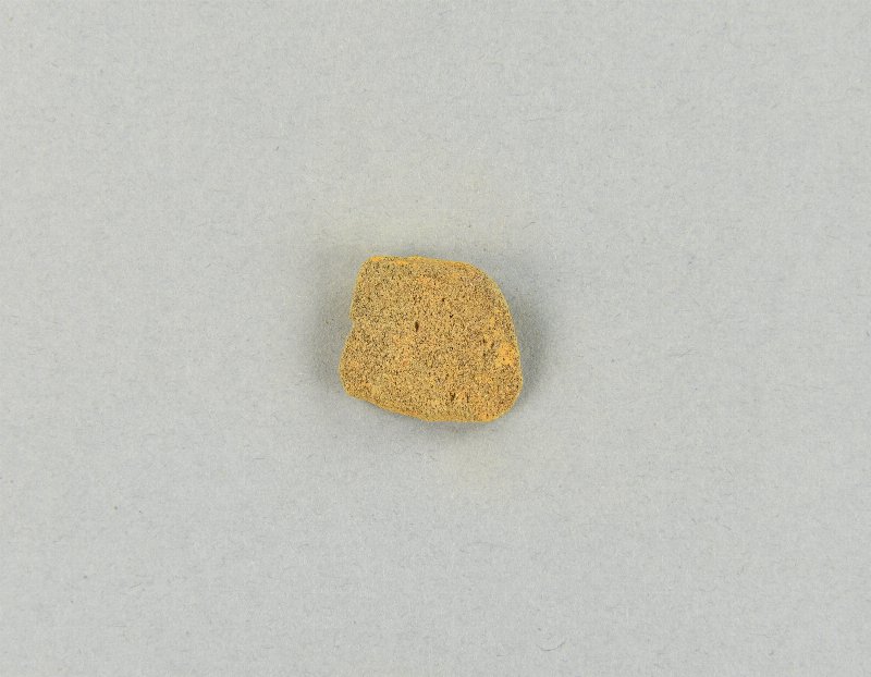 539077