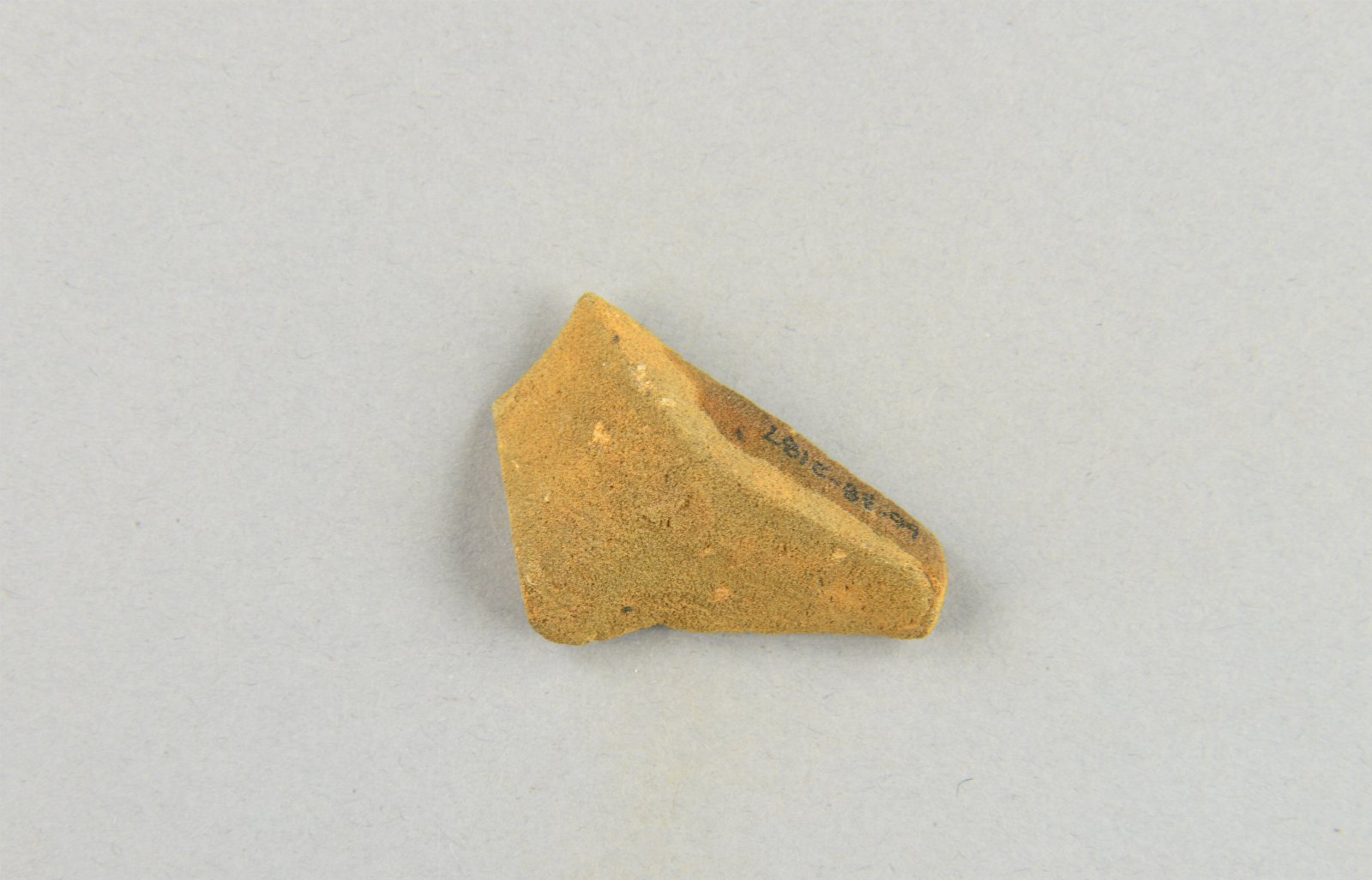 540858