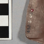 541957