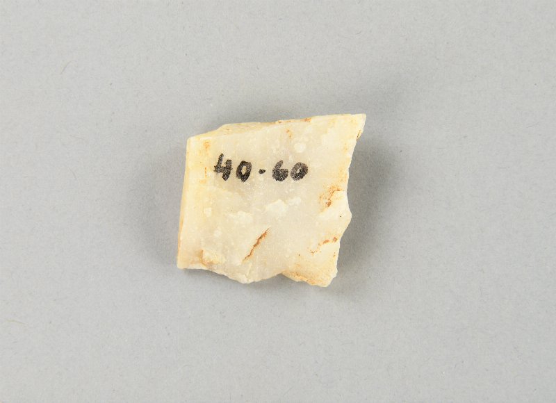 543875