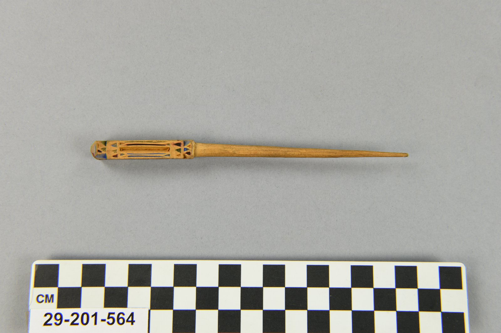 545745