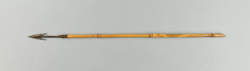 551027