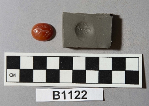 B1122
