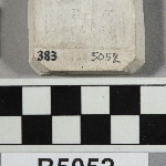 557606