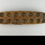 560285