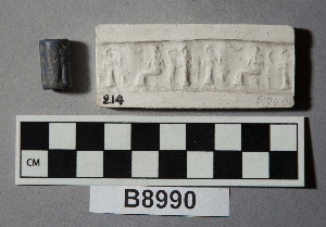 B8990