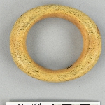 561165