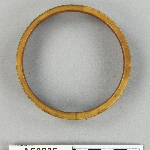 561249