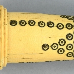 561568