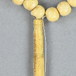 561596