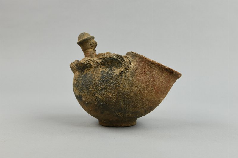 562489