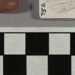 562879