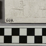 564306