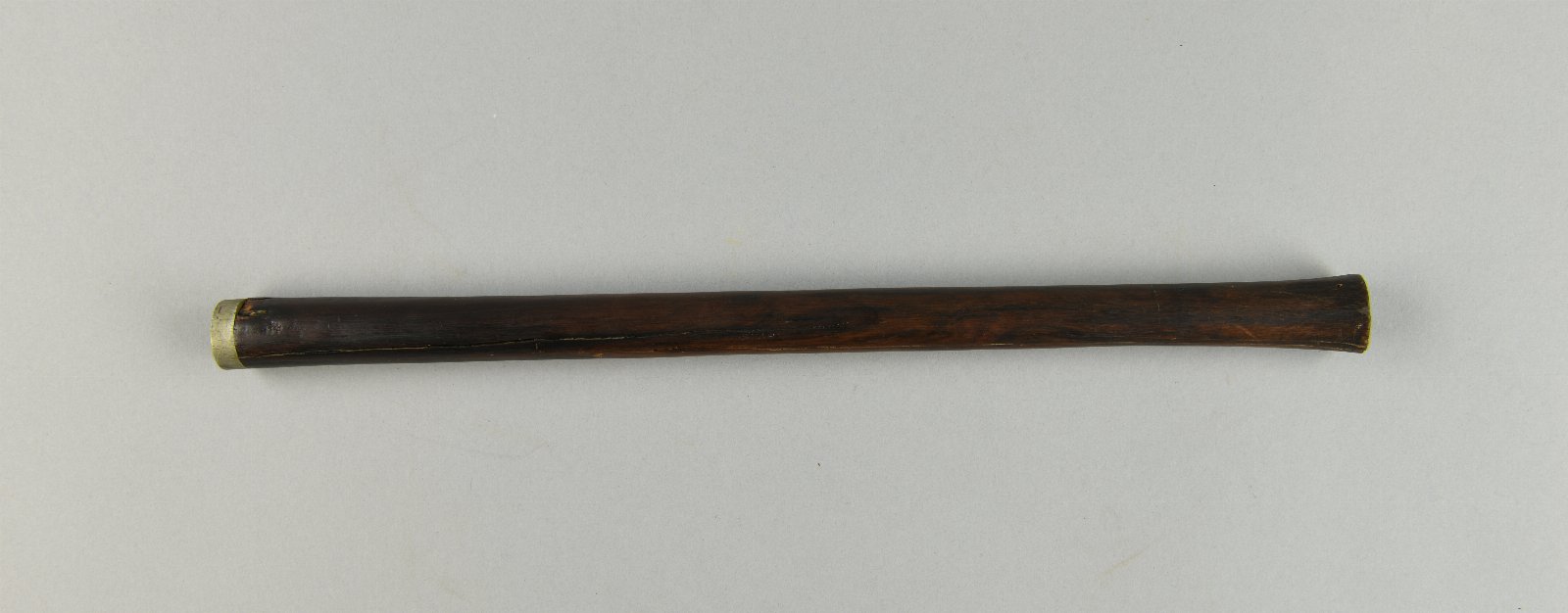 568063