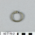568110