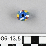 568186