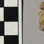 568281