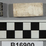 569963