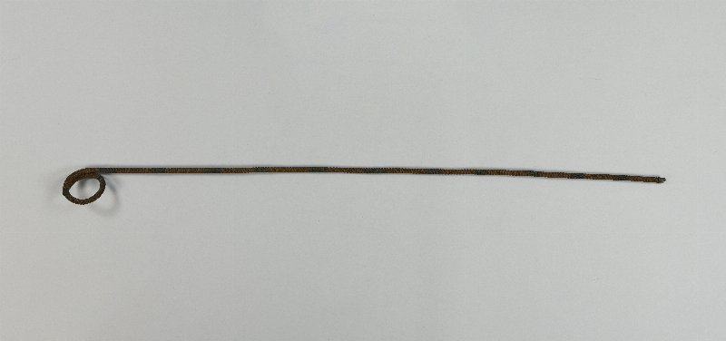 570475