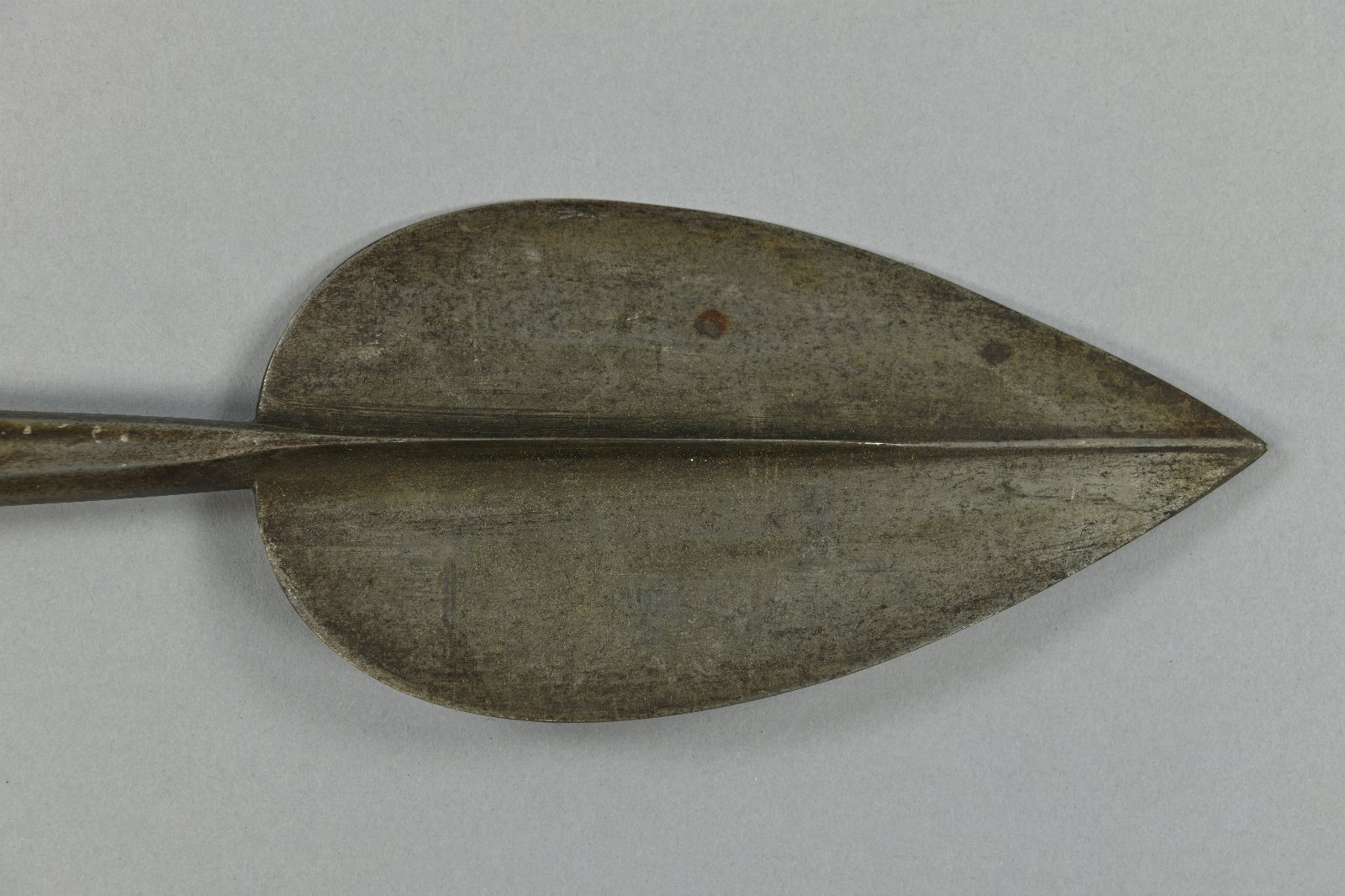 571359