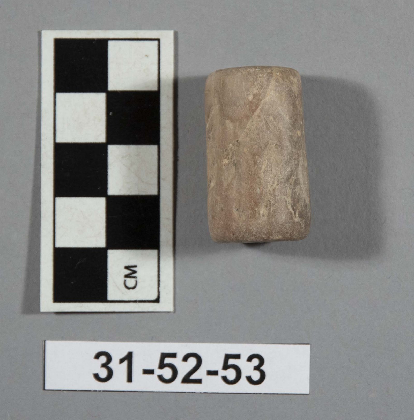 571636