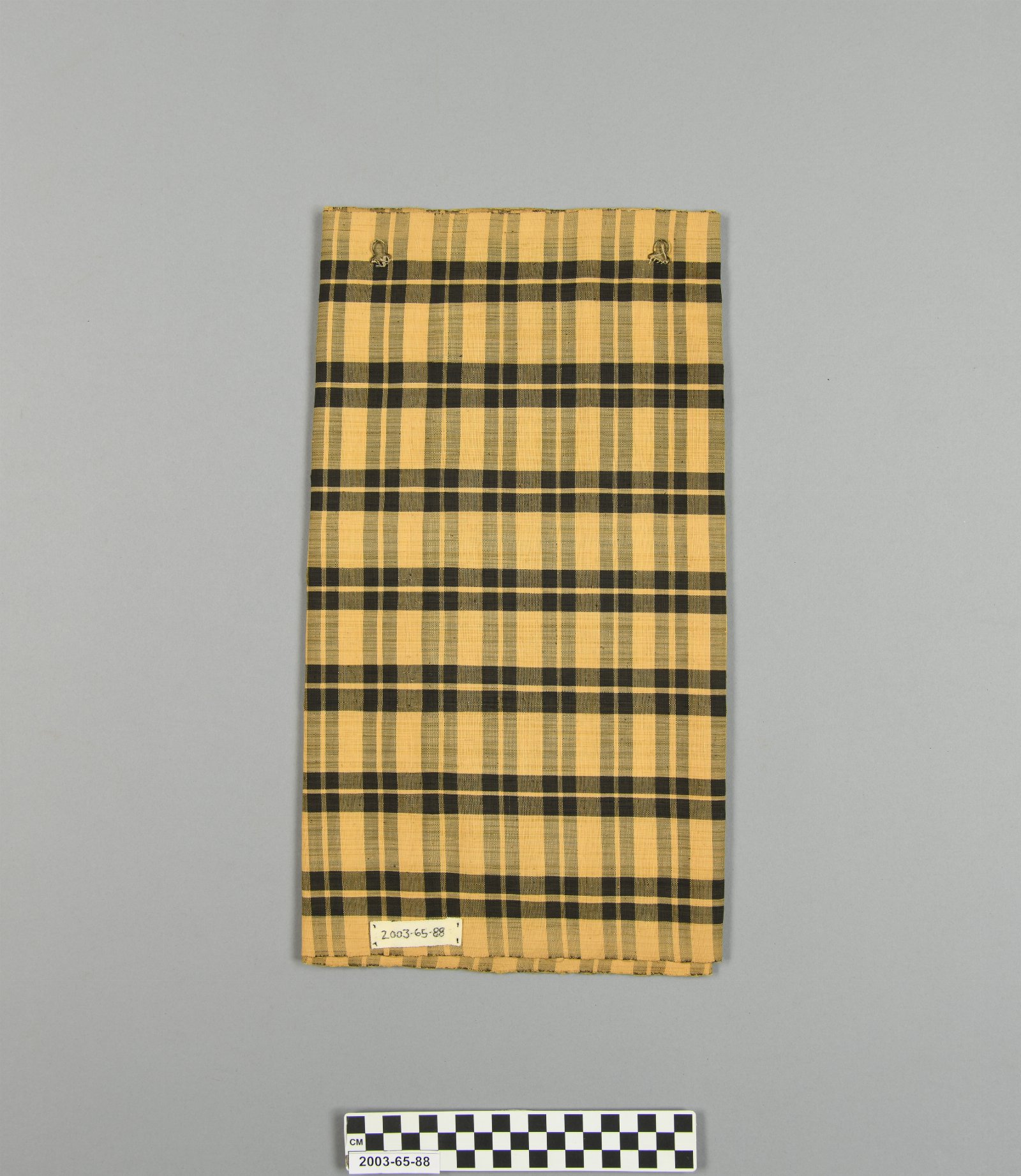 571982