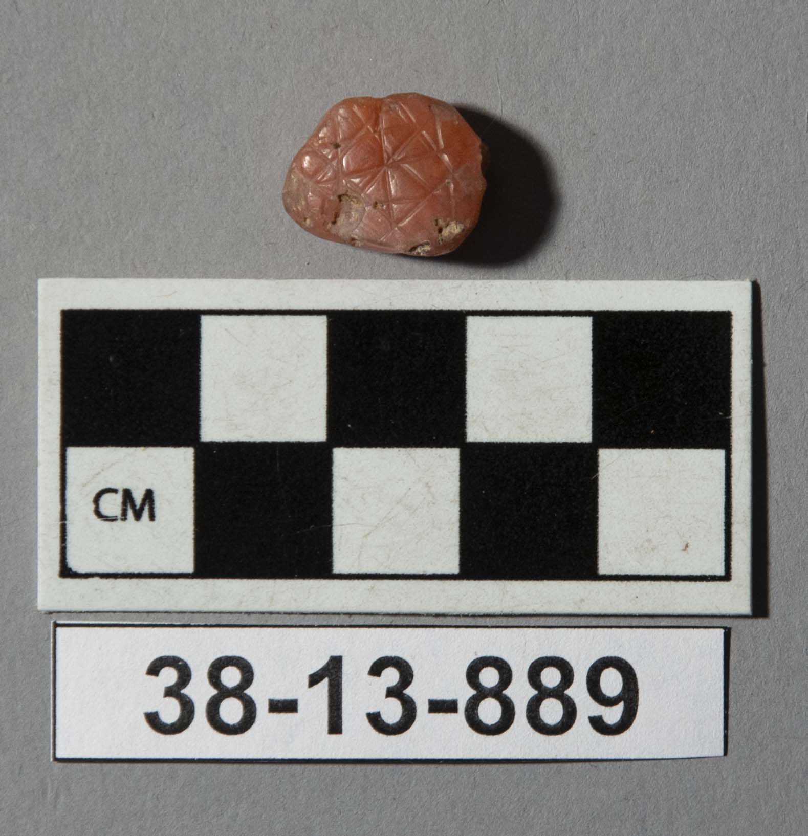 573706