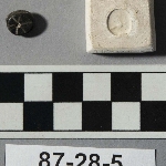 573972