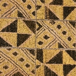 574018