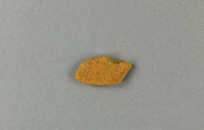 577758