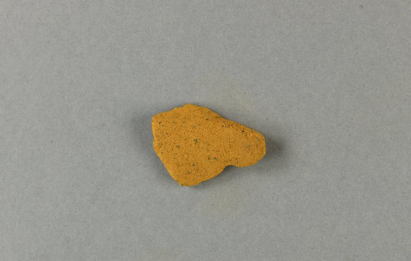 577925