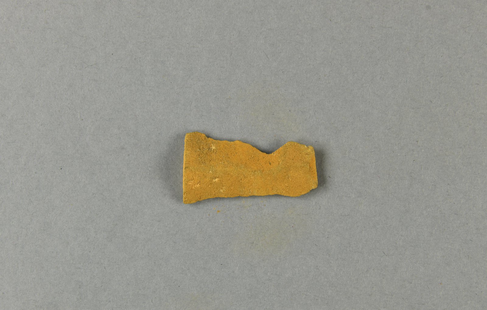 577933