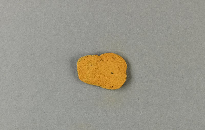 577961