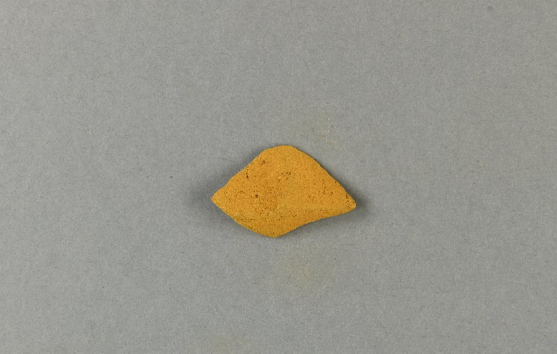 577963