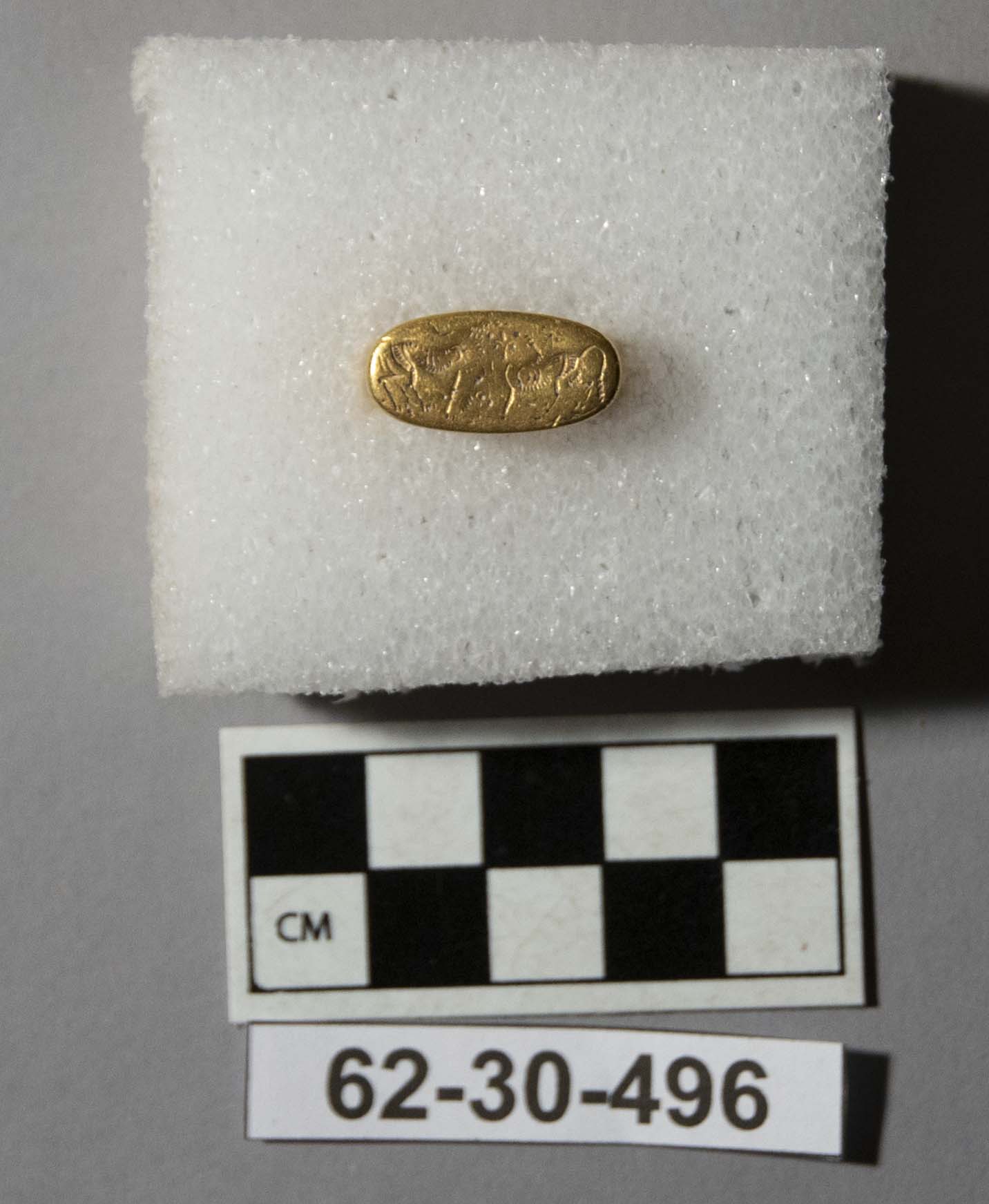 579216