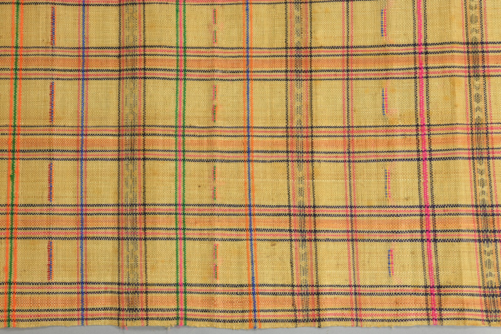 582674