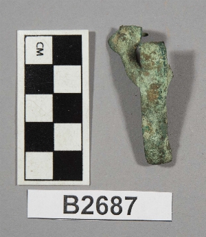 B2687