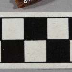 586561