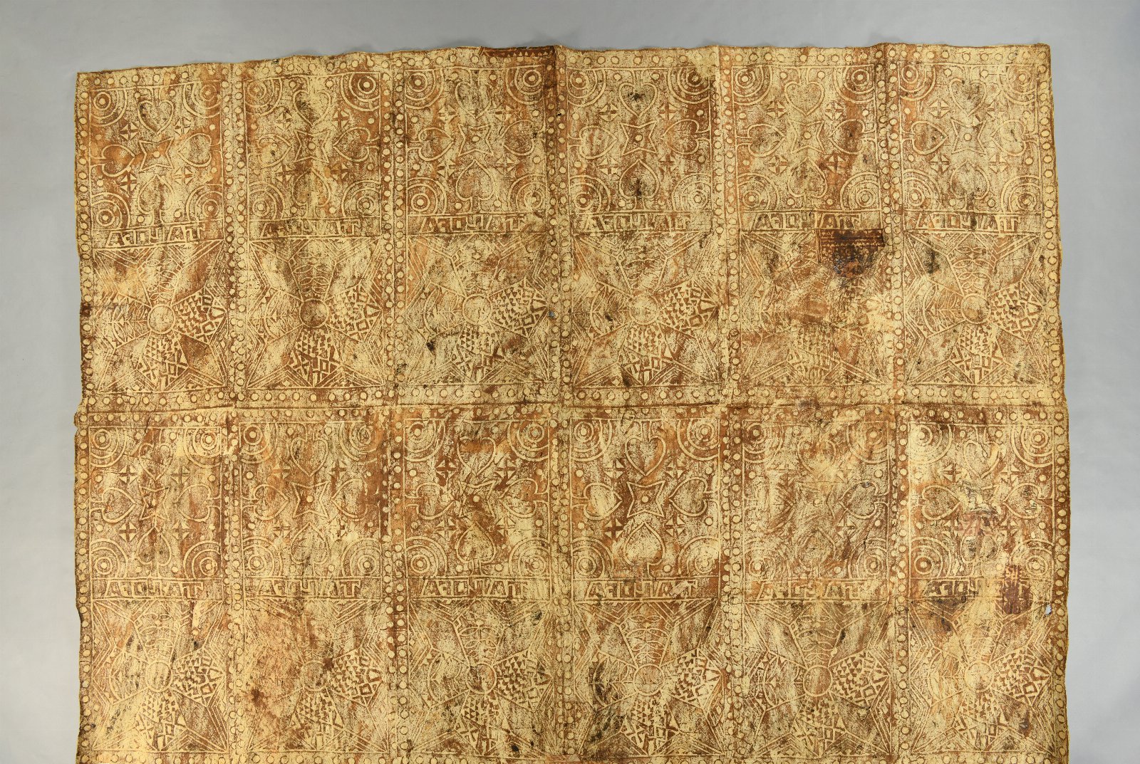 587056