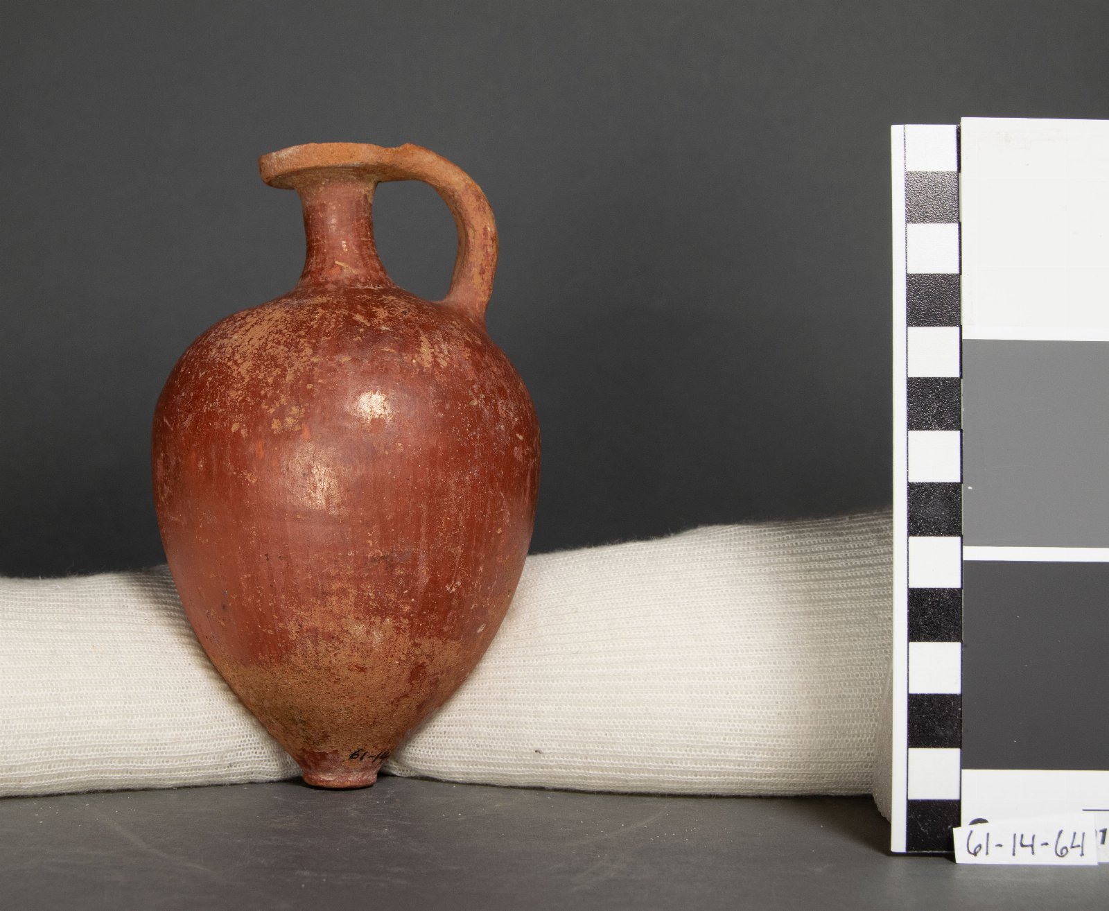 587774