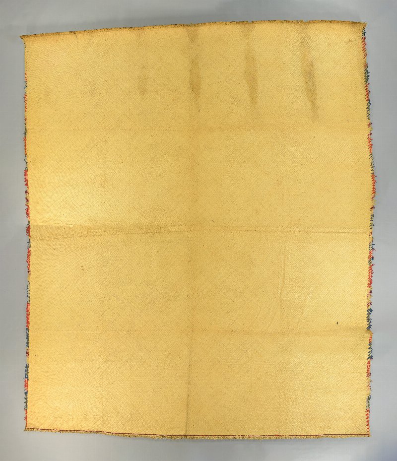 587942